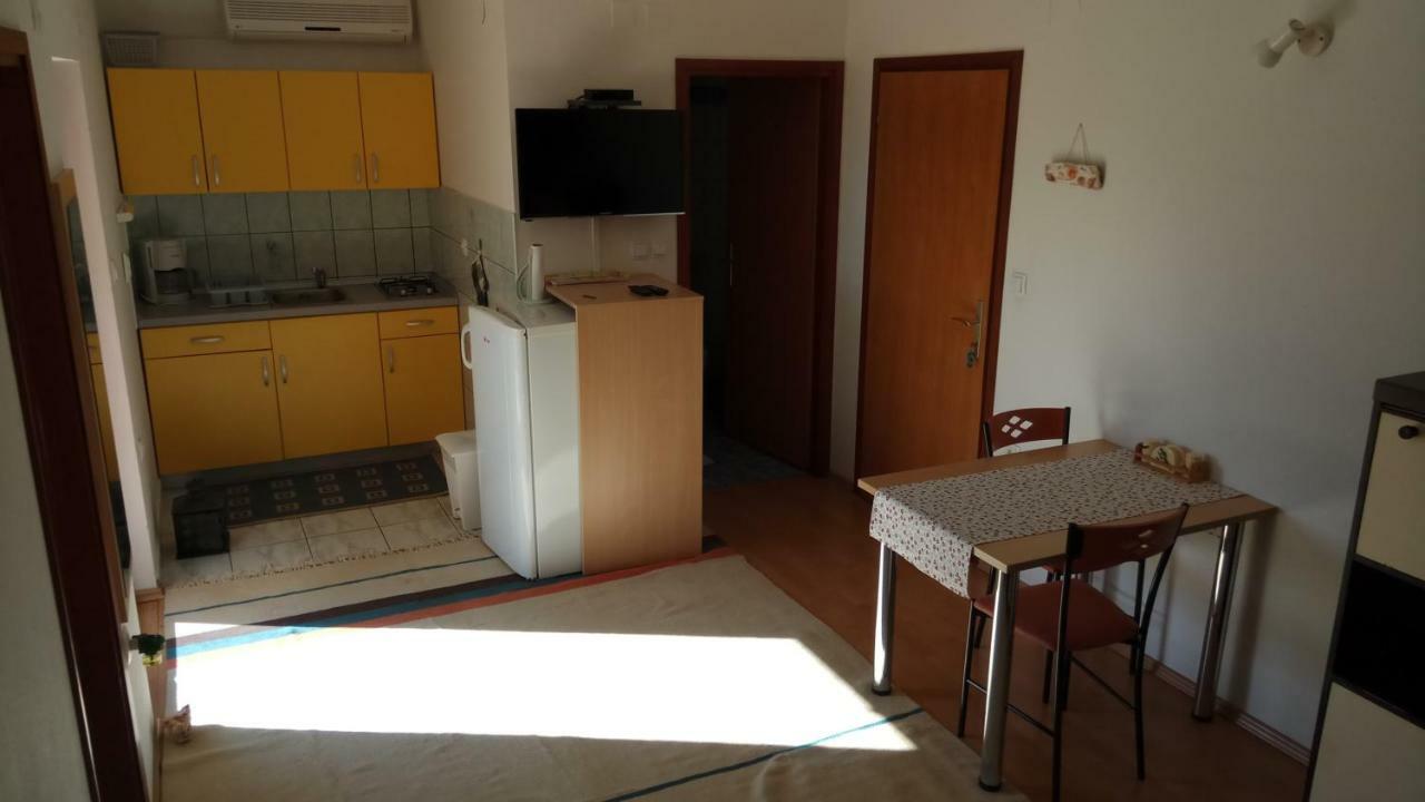 Apartments Stivic Pinezici  Exterior photo